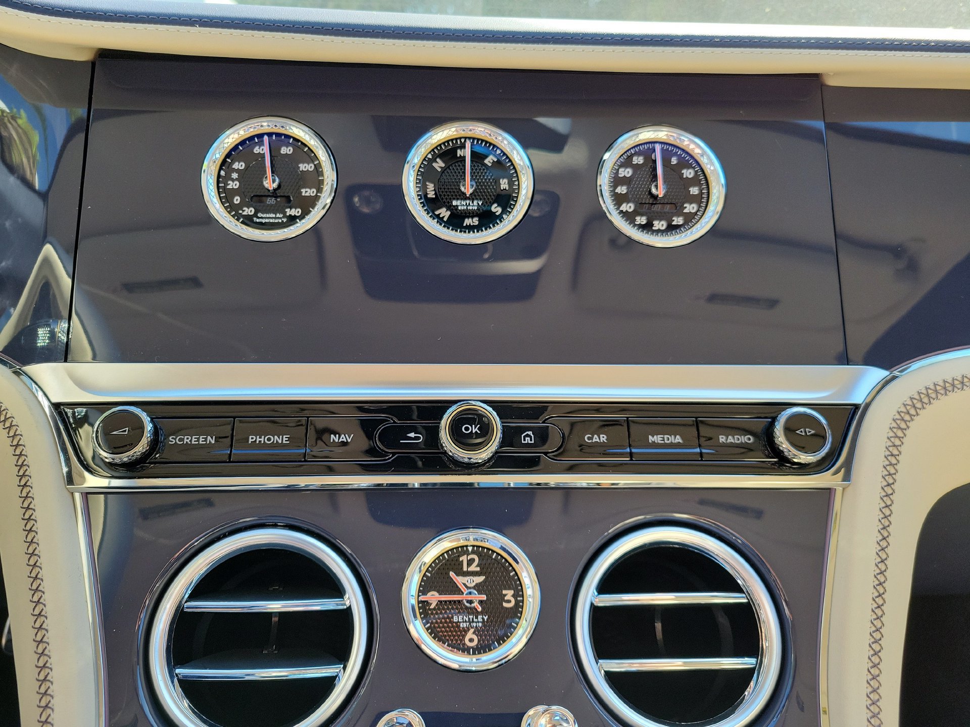 New 2026 Bentley Continental GT AWD/4WD image 34