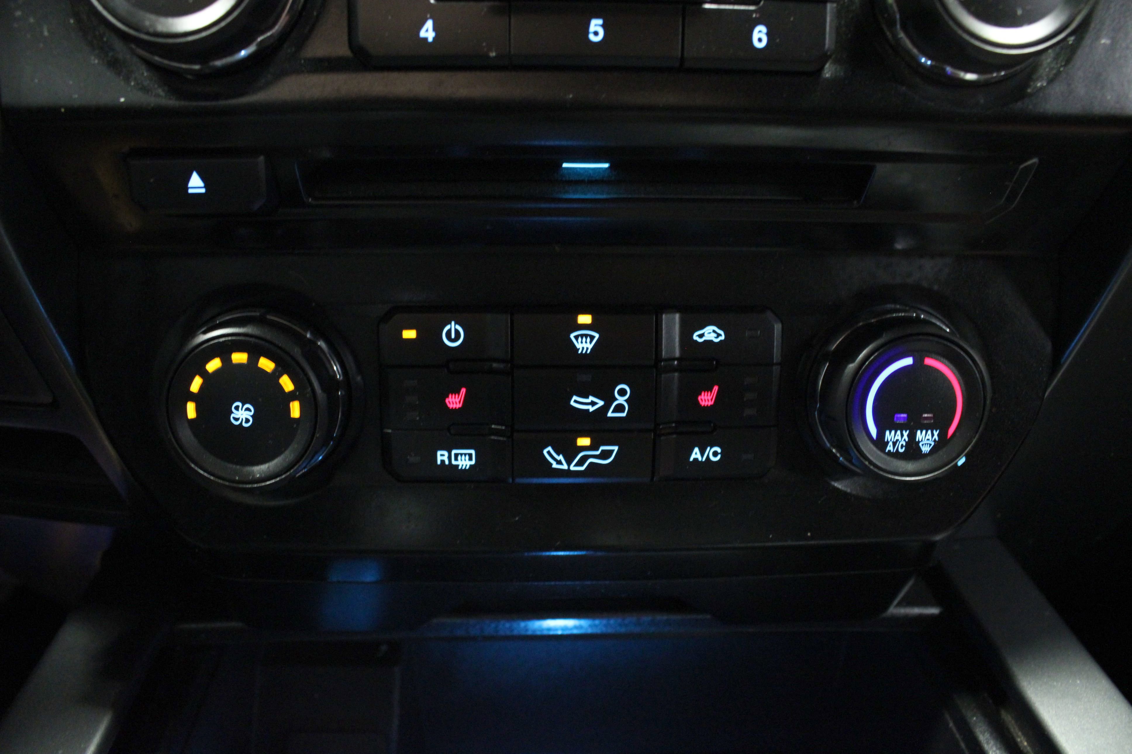 Used 2017 Ford F150 XLT w/ Equipment Group 302A Luxury image 26