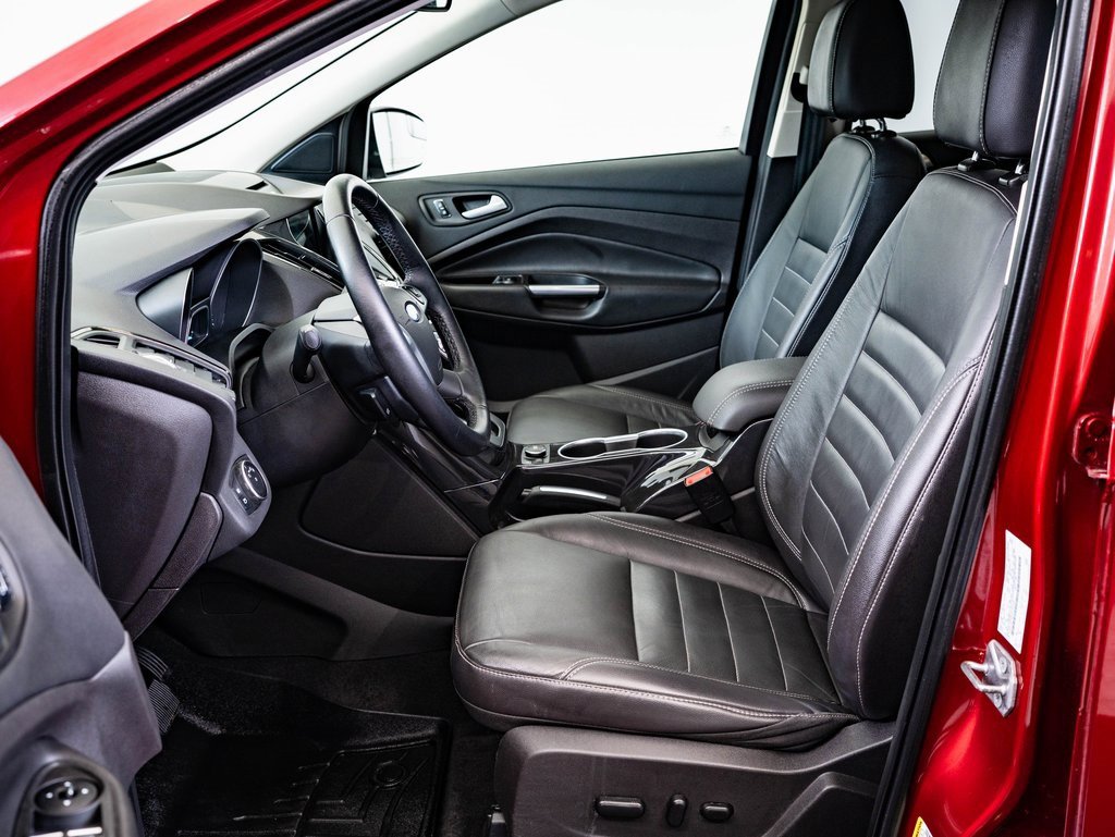 Used 2016 Ford Escape Titanium image 18