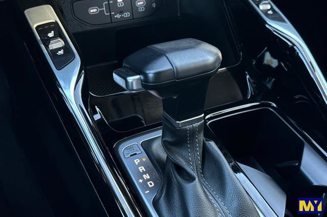 Used 2024 Kia Sorento SX image 25