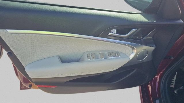 Used 2024 Genesis G70 3.3T Advanced RWD image 7