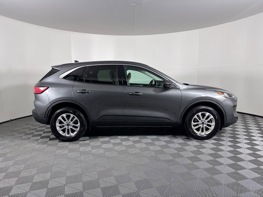 Used 2022 Ford Escape SE w/ Convenience Package image 11