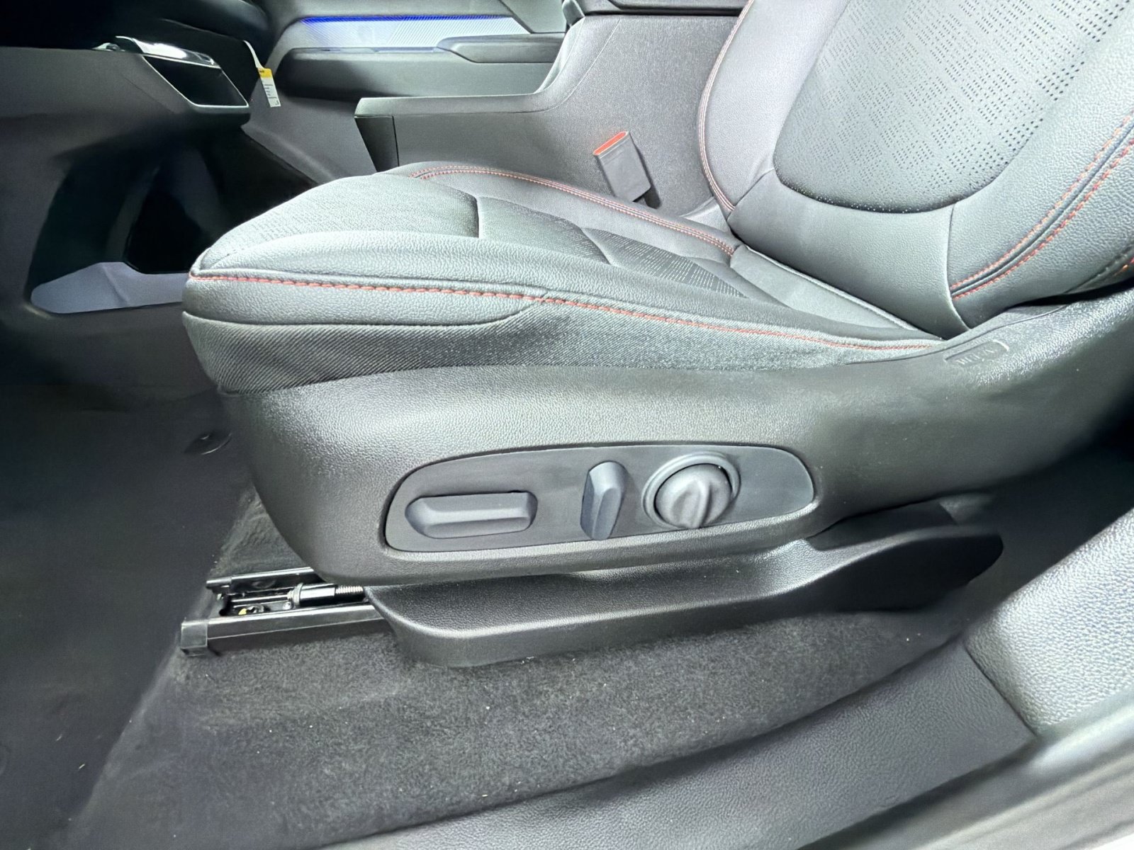 New 2027 Chevrolet Bolt RS FWD image 14
