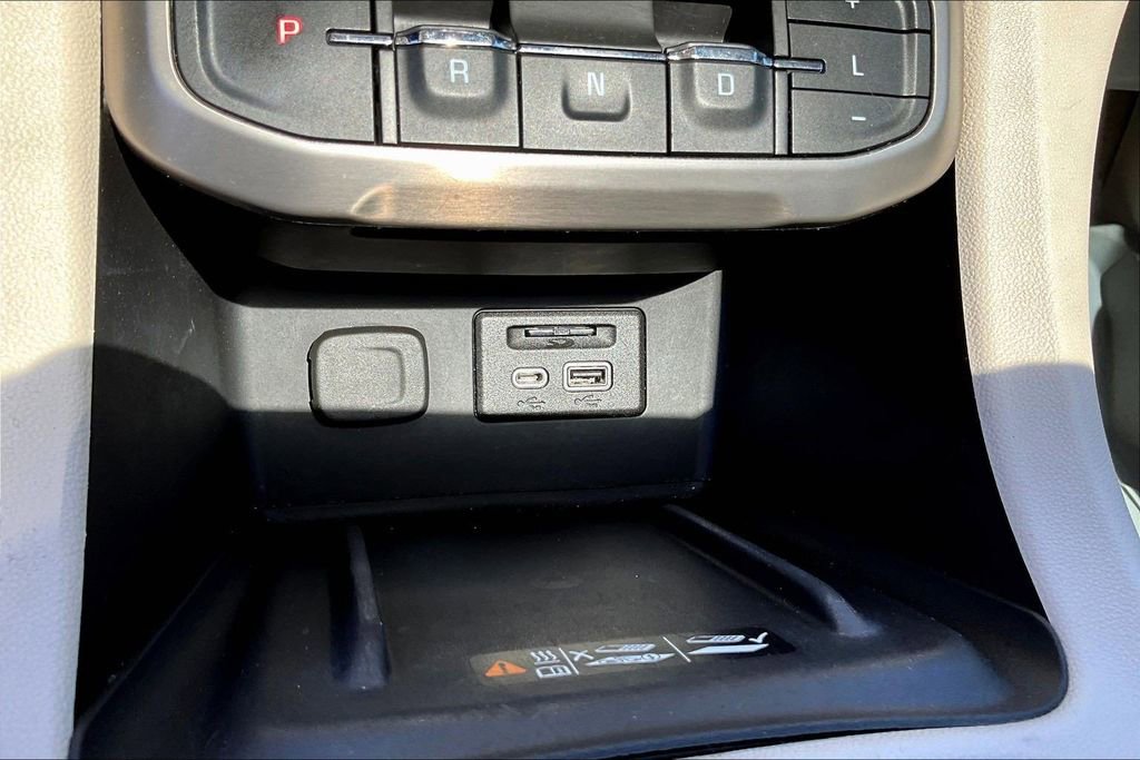 Used 2020 GMC Acadia Denali w/ Technology Package image 18