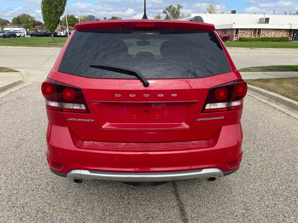 Used 2017 Dodge Journey Crossroad image 4