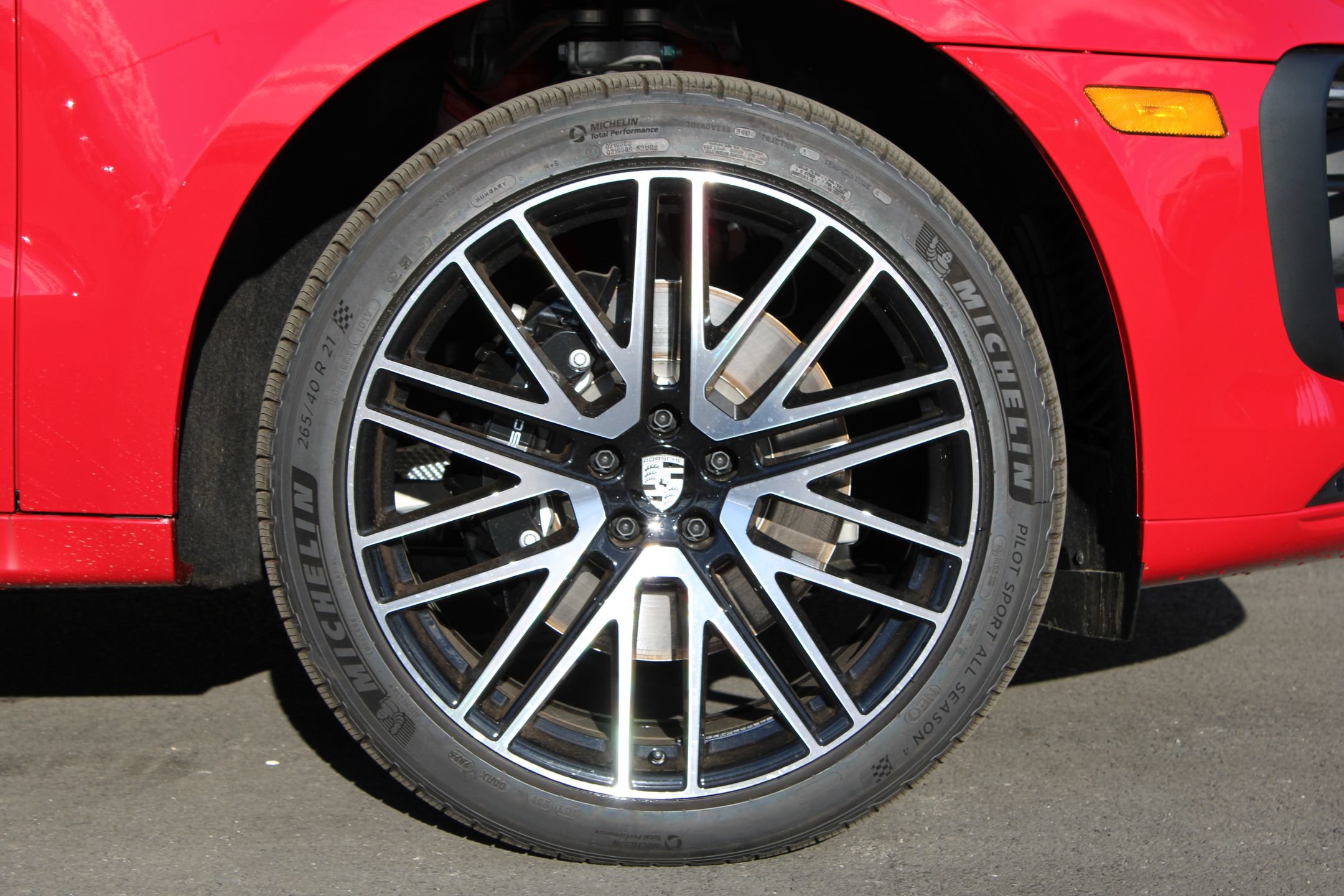 New 2026 Porsche Macan S AWD/4WD image 28