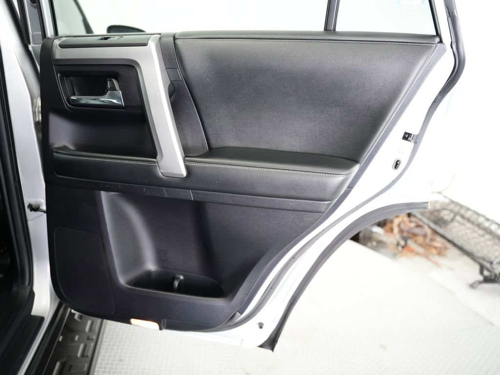 Used 2014 Toyota 4Runner SR5 Premium AWD/4WD image 38