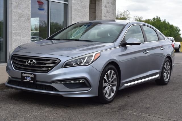 Used 2017 Hyundai Sonata Sport w/ Value Edition Package 02 FWD image 15