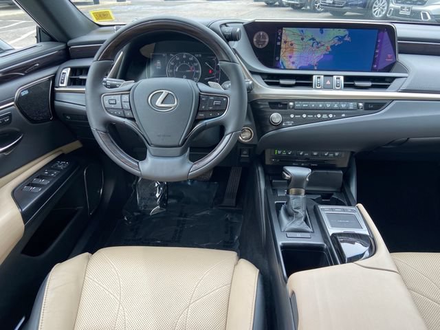 Certified 2021 Lexus ES 350 Ultra Luxury w/ Accessory Package 2 FWD image 12
