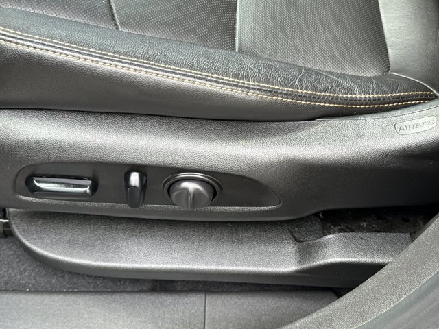 Used 2021 GMC Terrain SLT w/ LPO, Floor Liner Package image 14