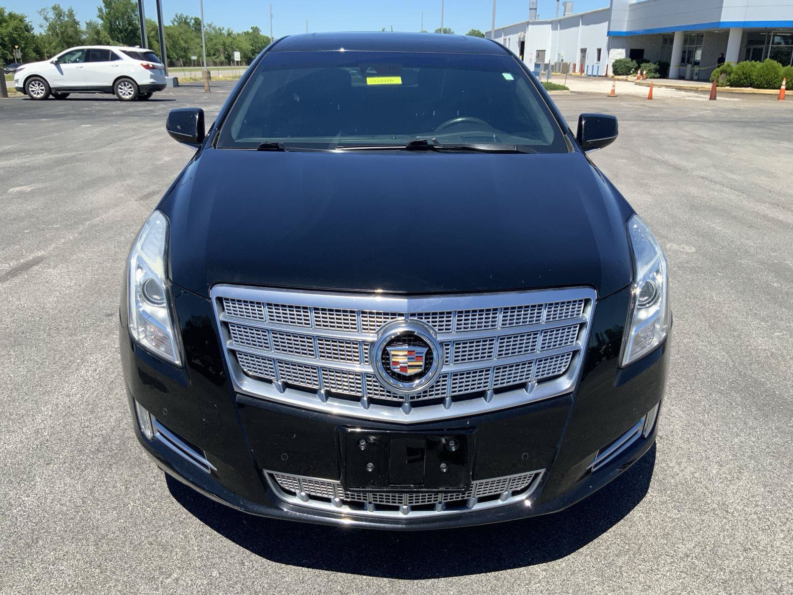 Used 2013 Cadillac XTS Platinum AWD/4WD image 3