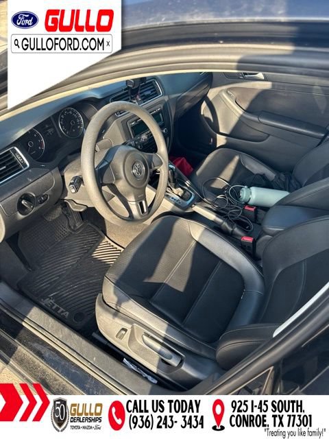 Used 2014 Volkswagen Jetta SE FWD image 3