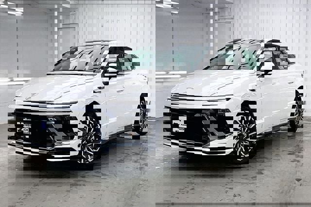 New 2026 Hyundai Sonata Limited image 2