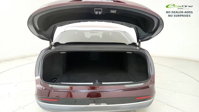 Used 2023 Lucid Air Touring AWD/4WD image 29