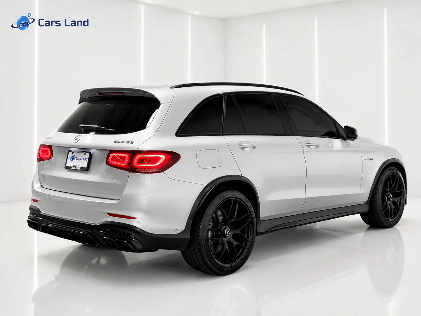 Used 2020 Mercedes-Benz GLC 63 AMG 4MATIC image 3