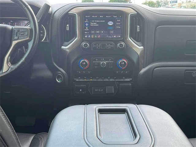 Used 2021 Chevrolet Silverado 1500 High Country w/ Technology Package image 16
