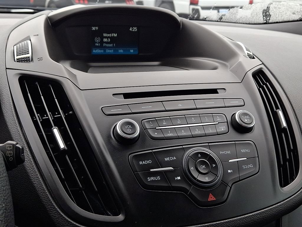 Certified 2018 Ford Escape SE image 16