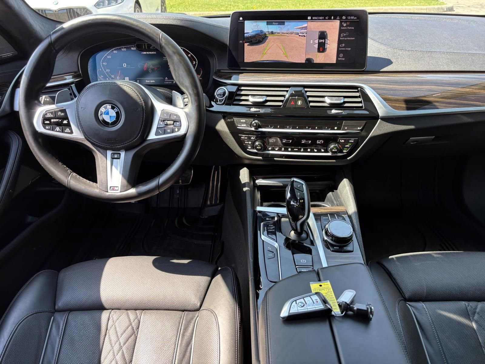 Used 2021 BMW M550i xDrive w/ Dynamic Handling Package image 29