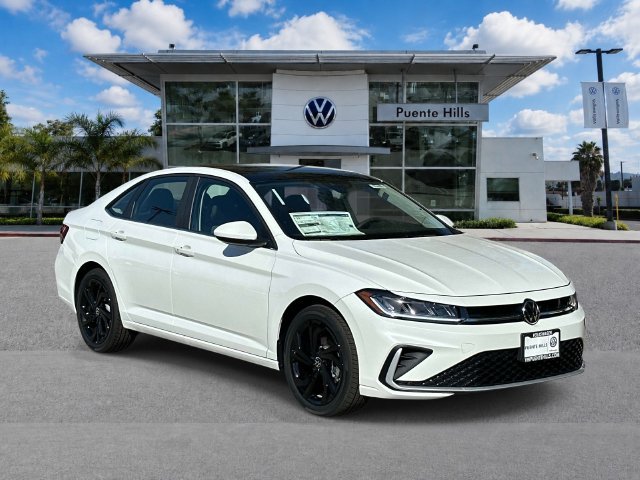 New 2027 Volkswagen Jetta SE