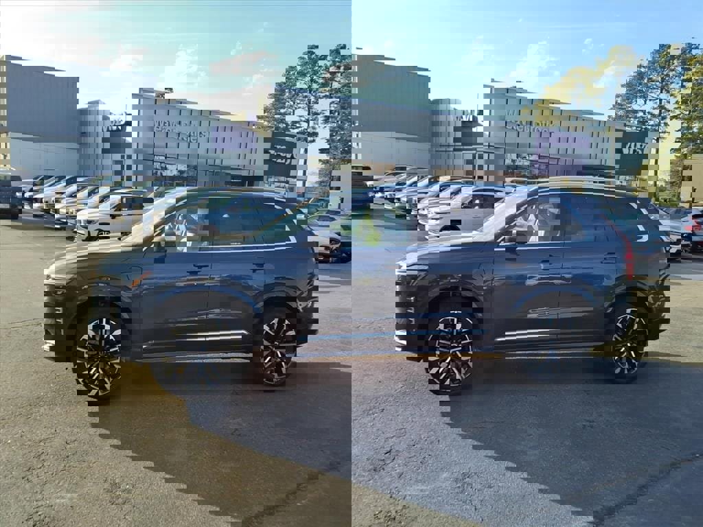 New 2026 Volvo XC90 T8 Ultra w/ Protection Package Premier image 7