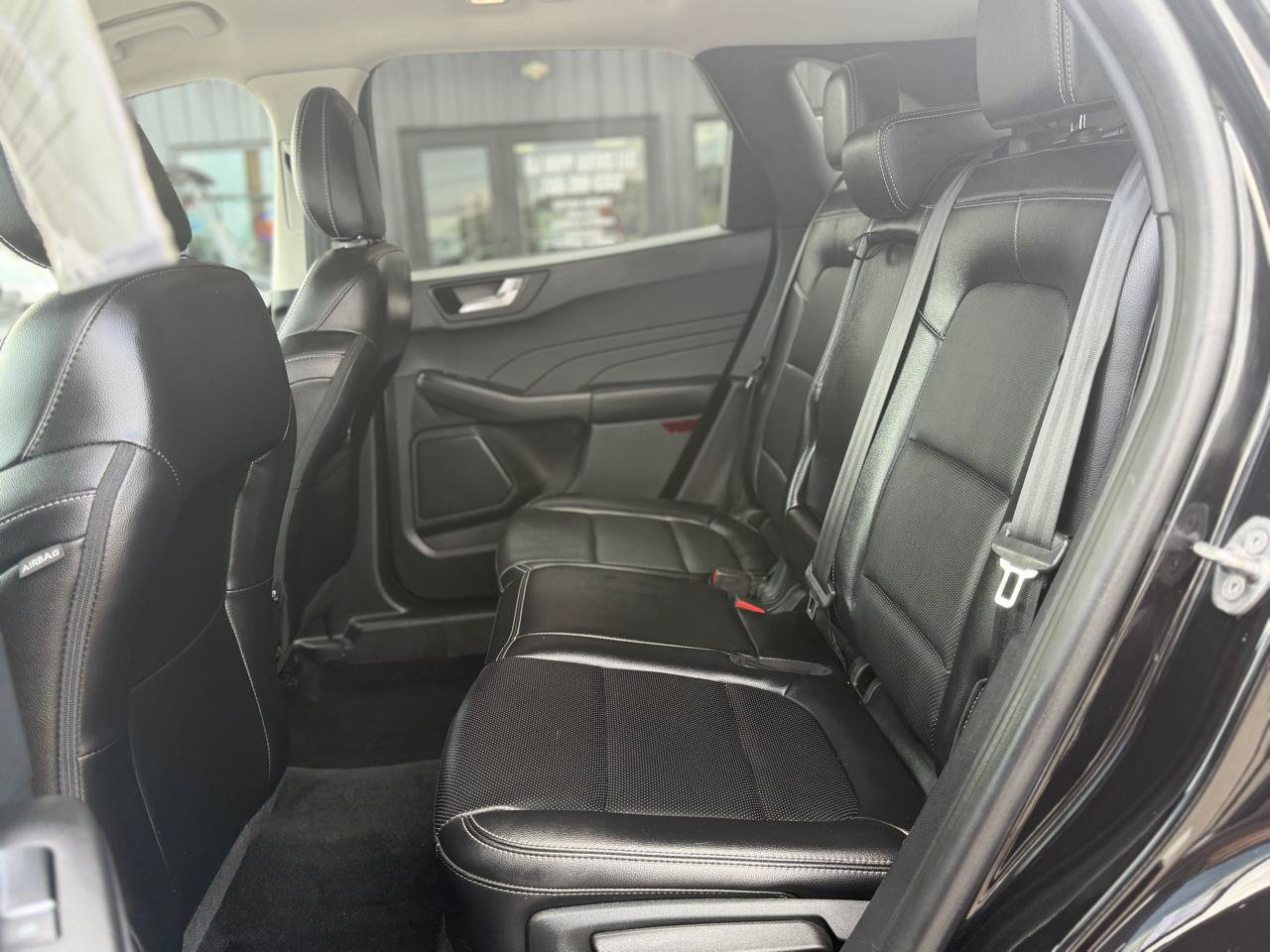 Used 2022 Ford Escape SEL AWD/4WD image 16