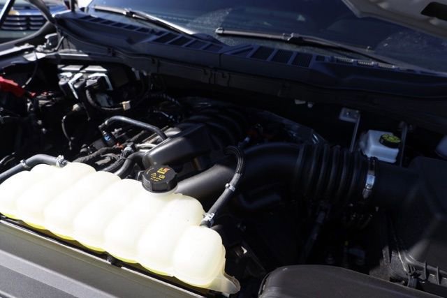 Used 2025 Ford F150 Lariat w/ Bed Utility Package AWD/4WD image 36