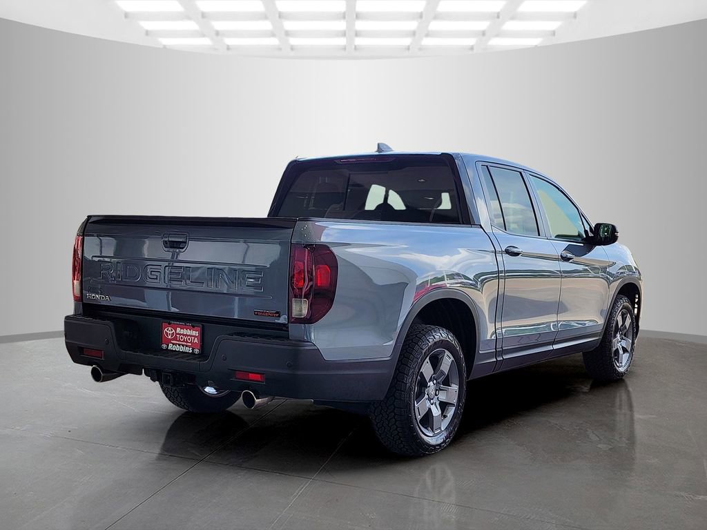 Used 2025 Honda Ridgeline TrailSport image 5