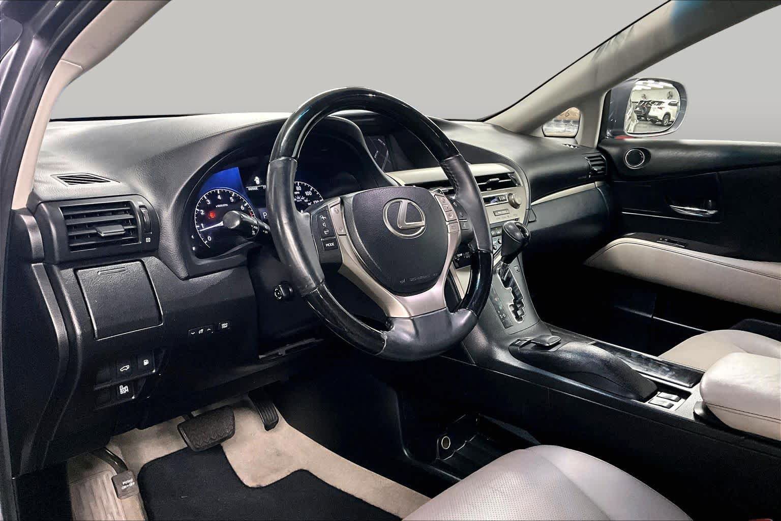 Used 2014 Lexus RX 350 FWD w/ Navigation Package image 17