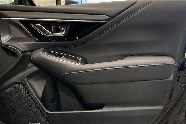 Used 2025 Subaru Outback Limited image 24