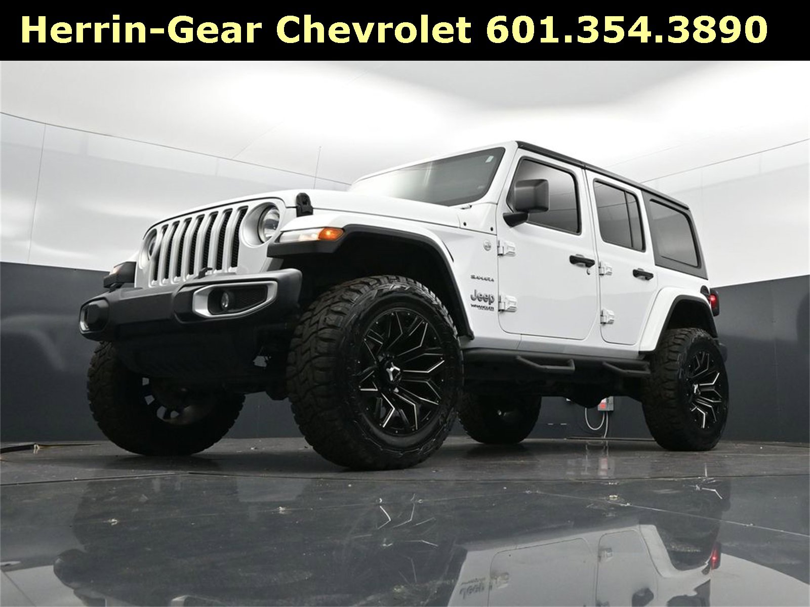 Used 2019 Jeep Wrangler Unlimited Sahara image 39