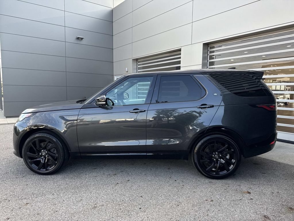 Certified 2024 Land Rover Discovery Dynamic SE AWD/4WD image 4