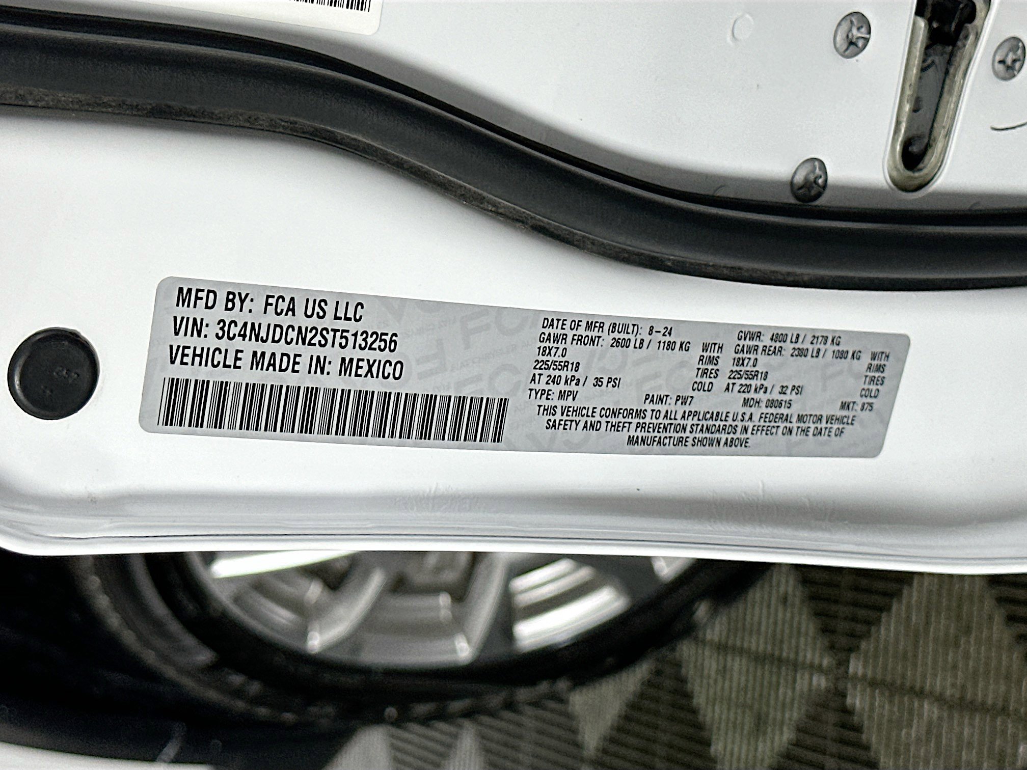 Used 2025 Jeep Compass Limited image 12