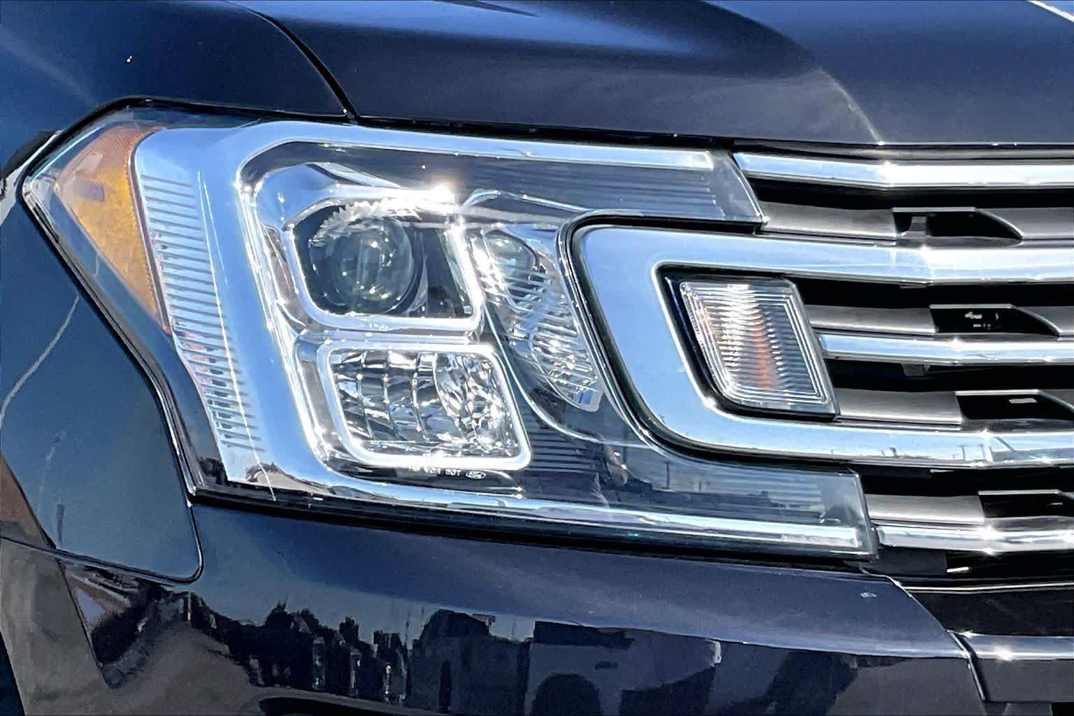Used 2021 Ford Expedition Max XLT RWD image 24