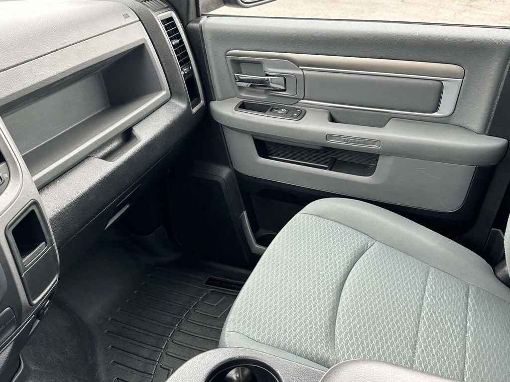 Used 2014 RAM 1500 Tradesman w/ Power & Remote Entry Group RWD image 31