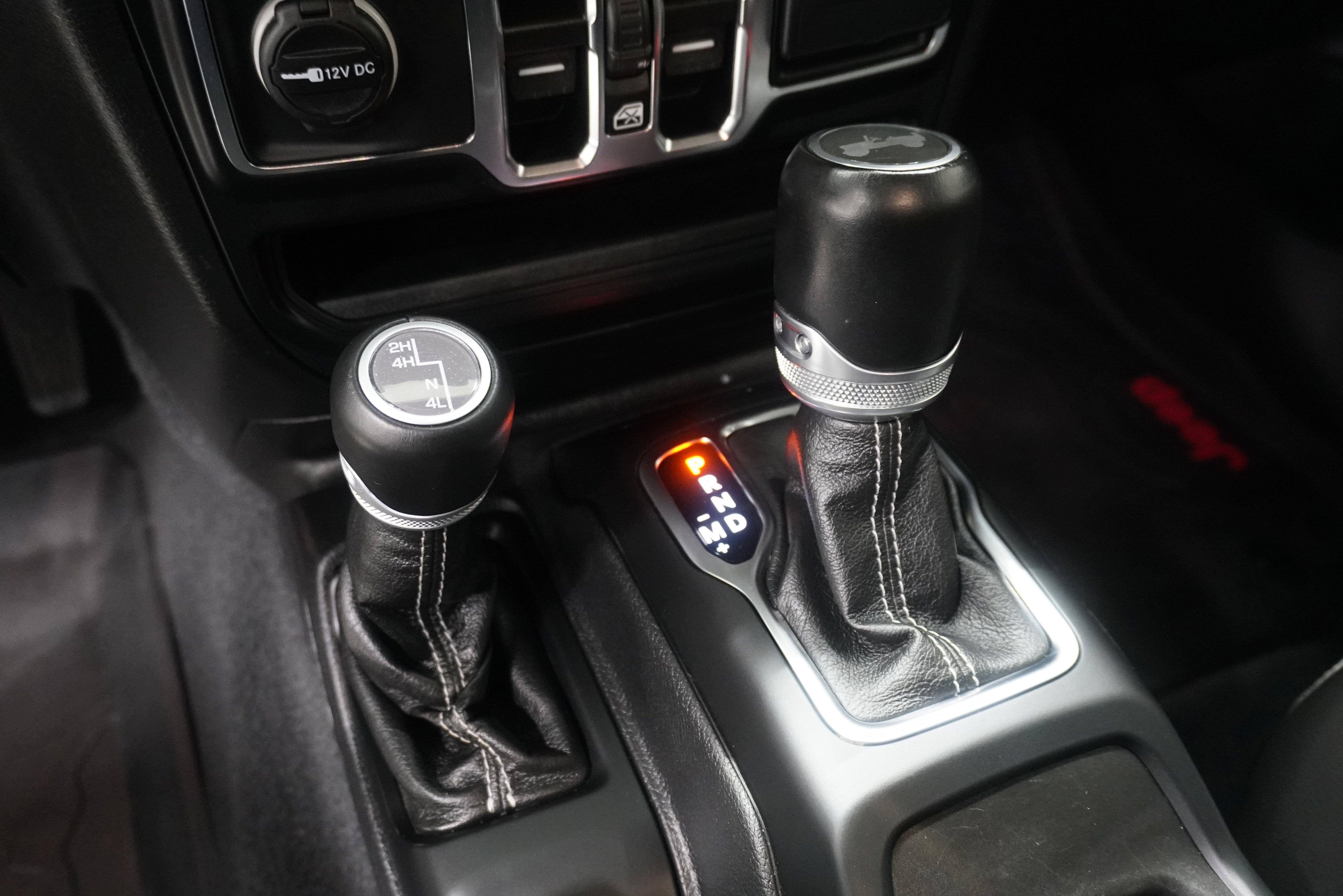 Used 2021 Jeep Wrangler Unlimited Sahara AWD/4WD image 27