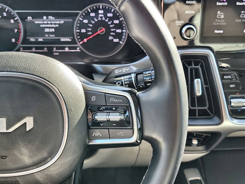 Used 2023 Kia Sorento S w/ Panoramic Sunroof Package image 28