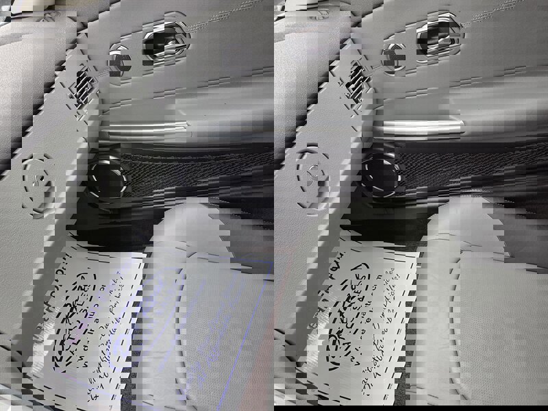 Used 2005 Chrysler Crossfire Limited image 17