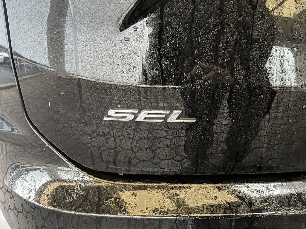 Certified 2024 Ford Edge SEL w/ Convenience Package image 7