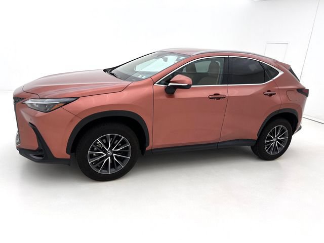 Used 2025 Lexus NX 250 FWD w/ Towing Package (2000 Lbs) image 5