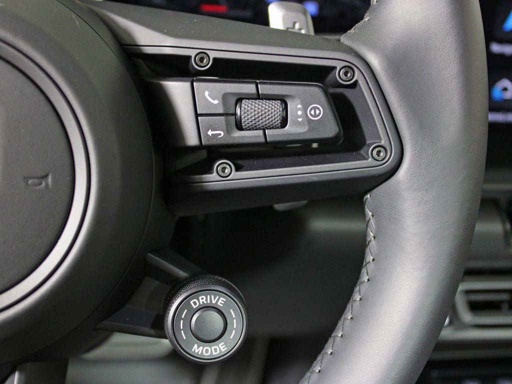 Used 2022 Porsche 911 Carrera 4 GTS image 25