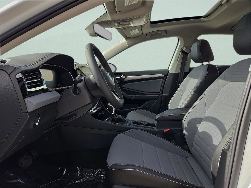 New 2026 Volkswagen Jetta SE image 15