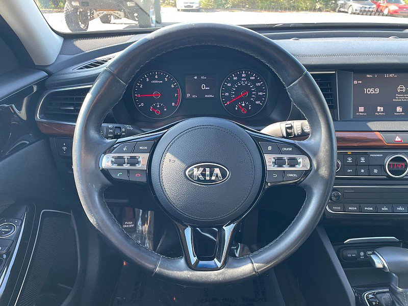 Used 2018 Kia Cadenza Premium image 14