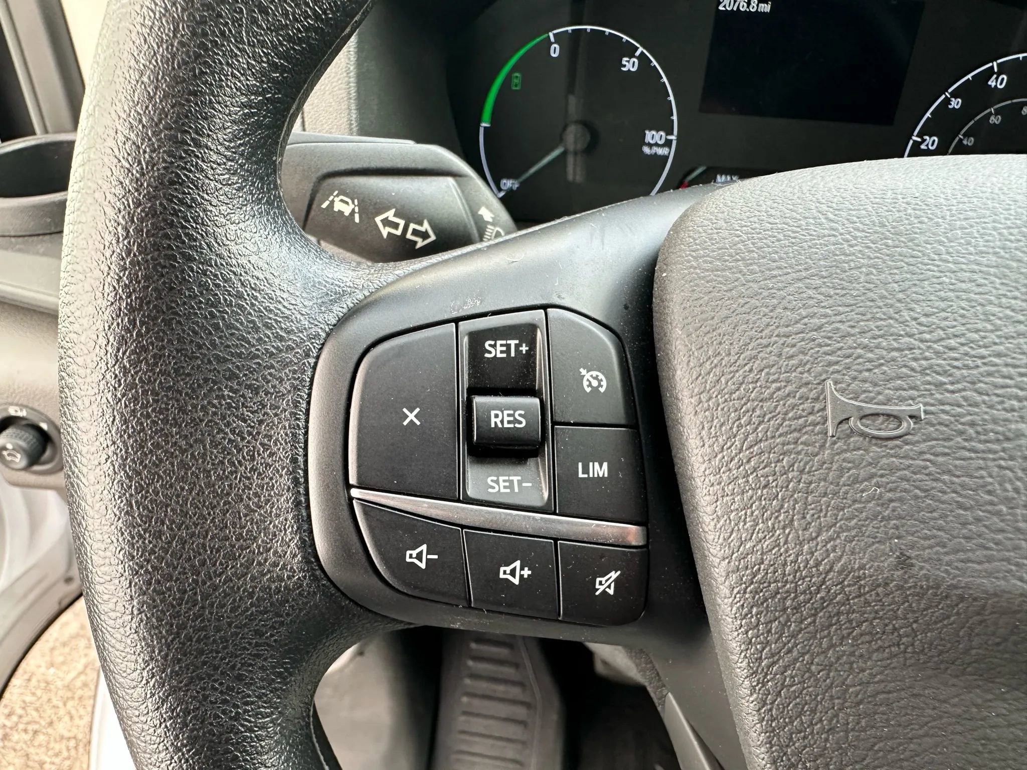 Used 2023 Ford E-Transit Low Roof image 13