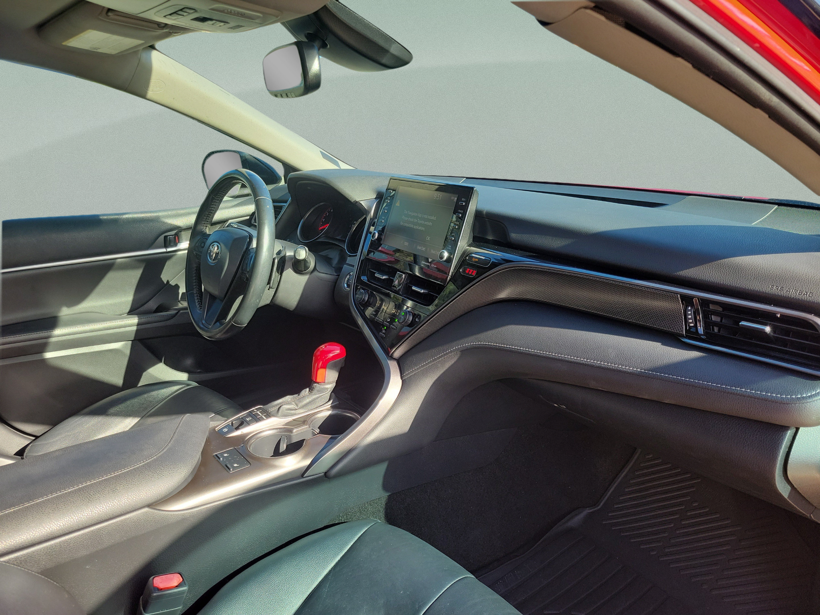 Used 2021 Toyota Camry XSE FWD image 23
