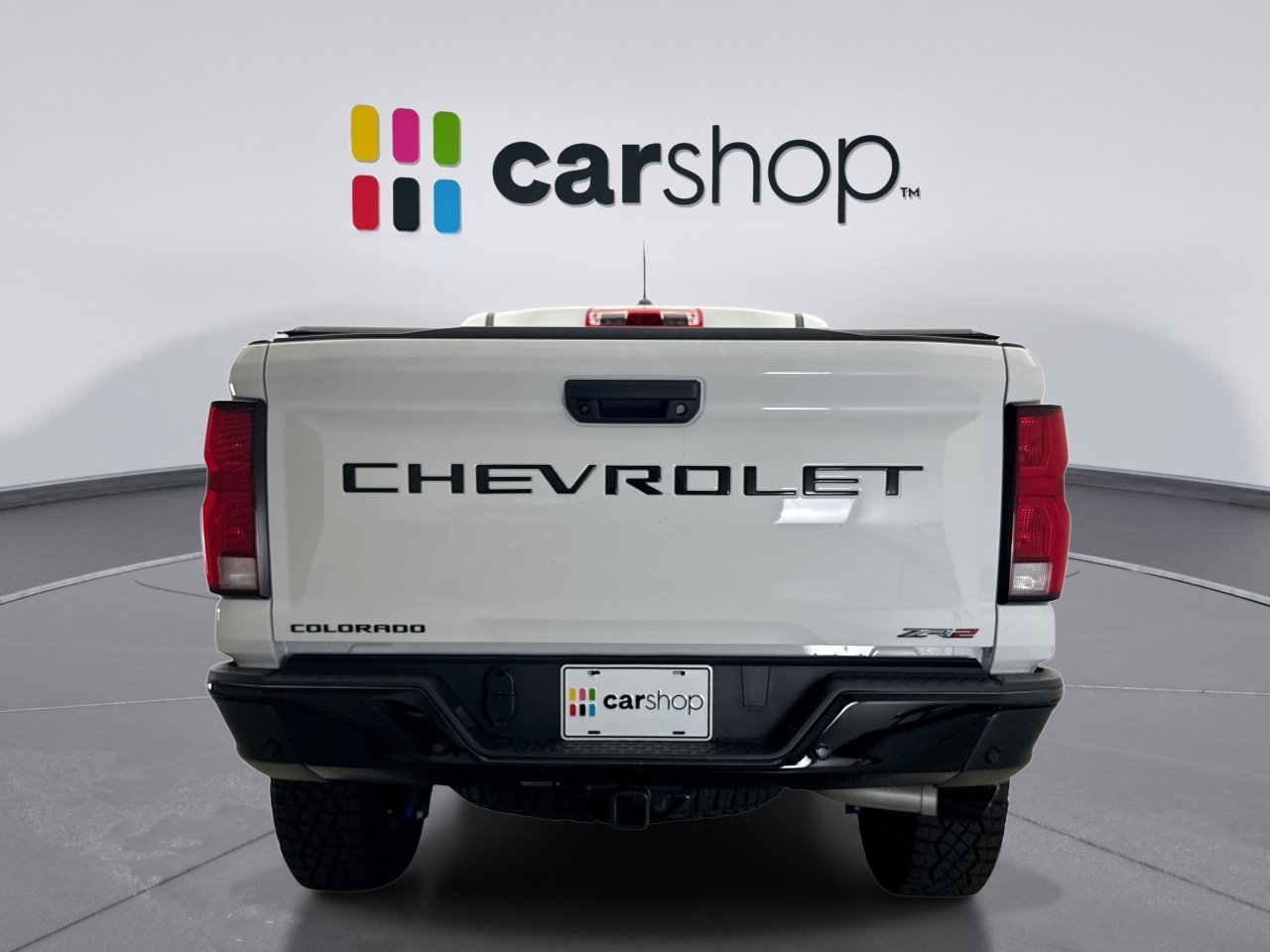 Used 2025 Chevrolet Colorado ZR2 w/ Technology Package AWD/4WD image 4