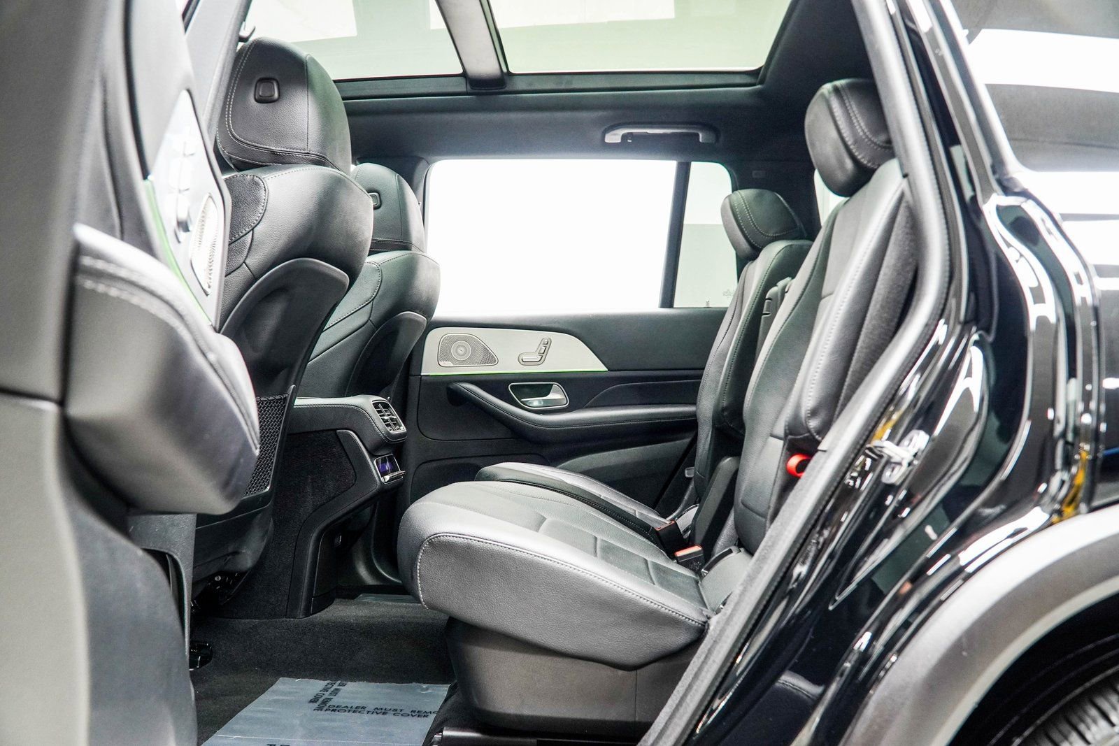 Used 2025 Mercedes-Benz GLS 450 4MATIC image 43