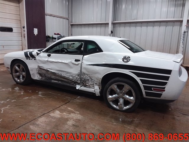 Used 2011 Dodge Challenger R/T RWD image 3