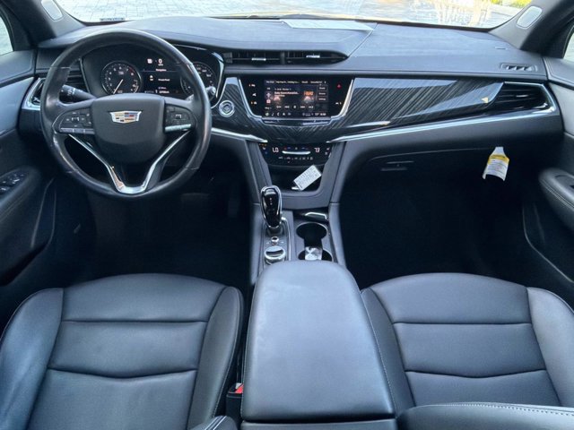 Used 2024 Cadillac XT6 Premium Luxury w/ Technology Package image 26