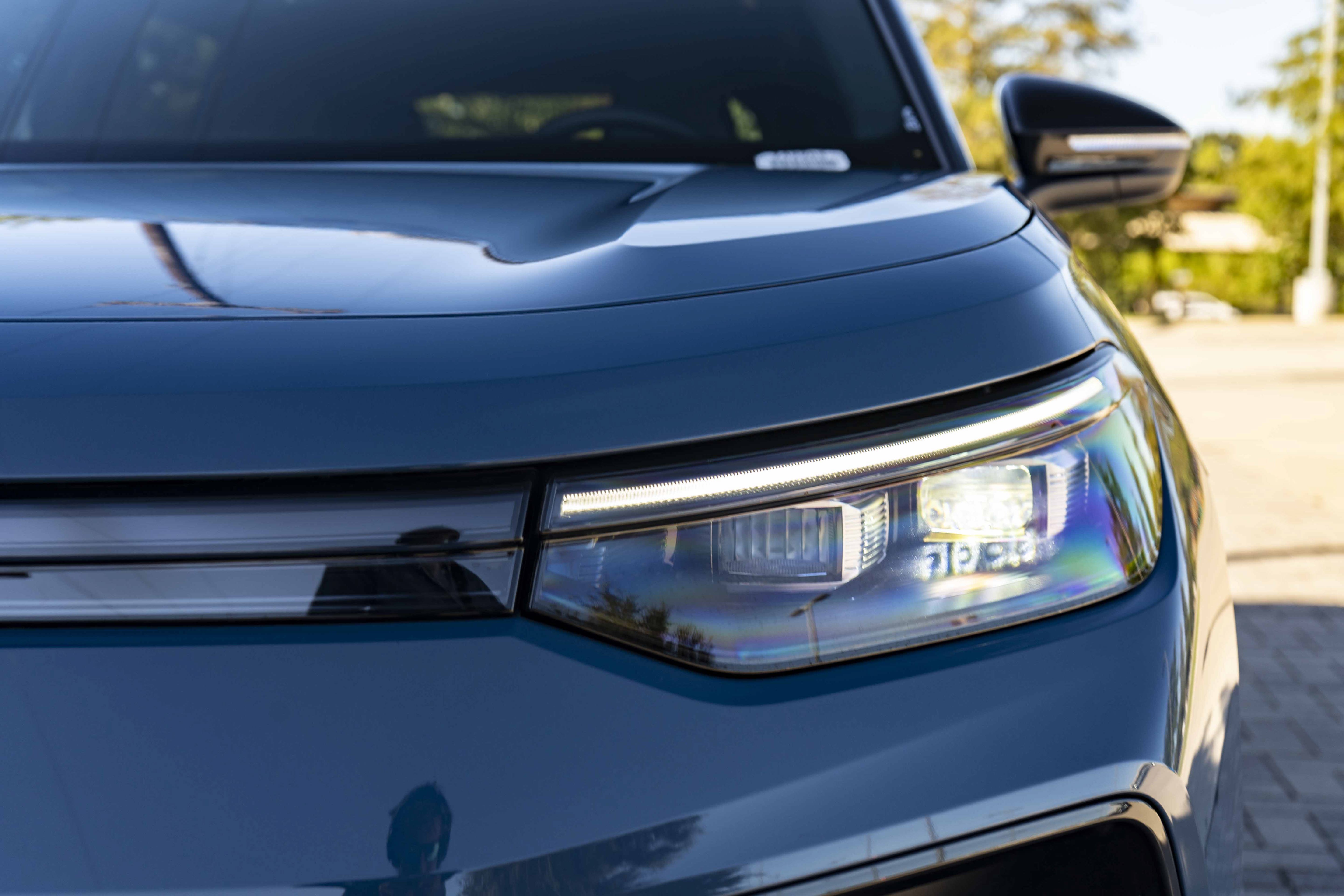 Certified 2026 Volkswagen Tiguan SE R-Line FWD image 10
