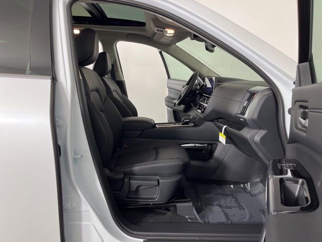 New 2026 Nissan Pathfinder SL w/ SL Premium Package FWD image 40